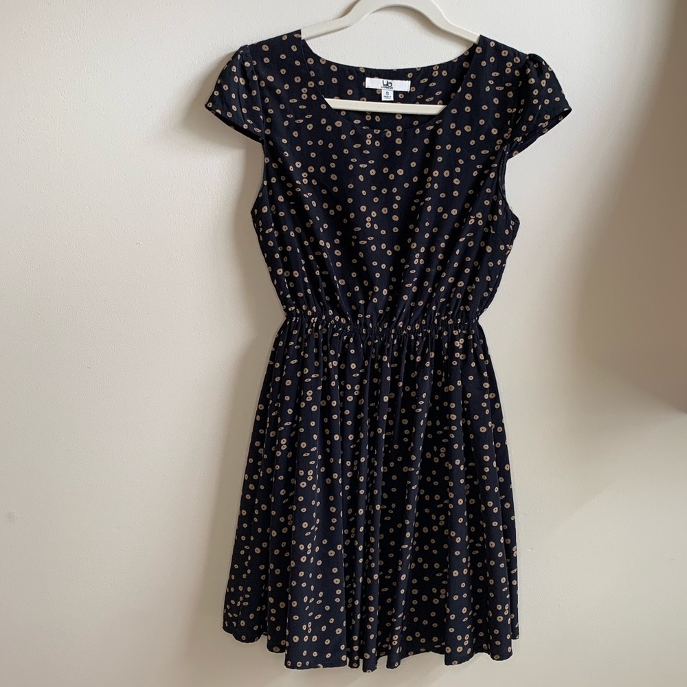 Little black silk dress with gold dots